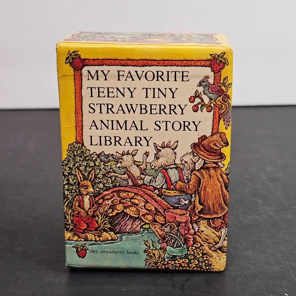 My Favorite Teeny Tiny Strawberry Animal Story Library Vtg 1978 Set of 4 Books